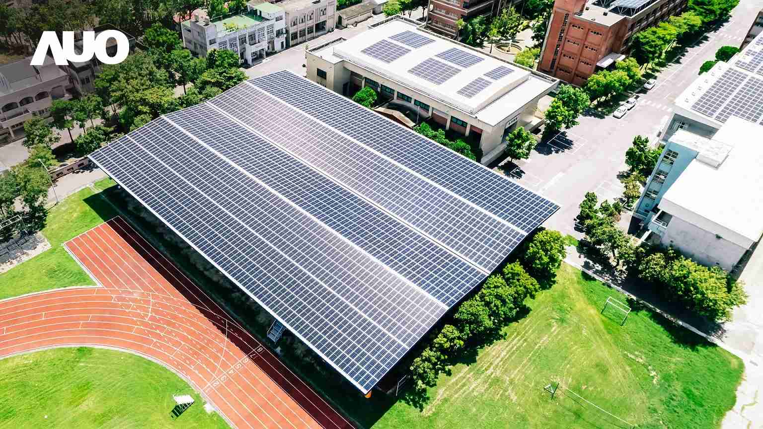 z6mg·人生就是博SunSteel光电整合型浪板具备快速安装、、轻量化优势,,,可提升15%发电效能,,,通过国际IEC与台湾VPC认证安全、、、、防漏、、、、耐候标准